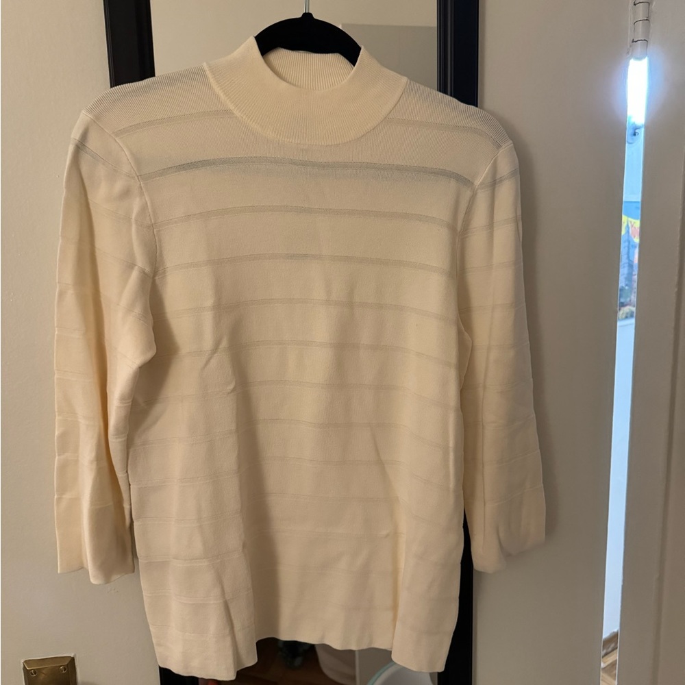 anne klein 3/4 sleeve cream fitted mock neck medium sweater